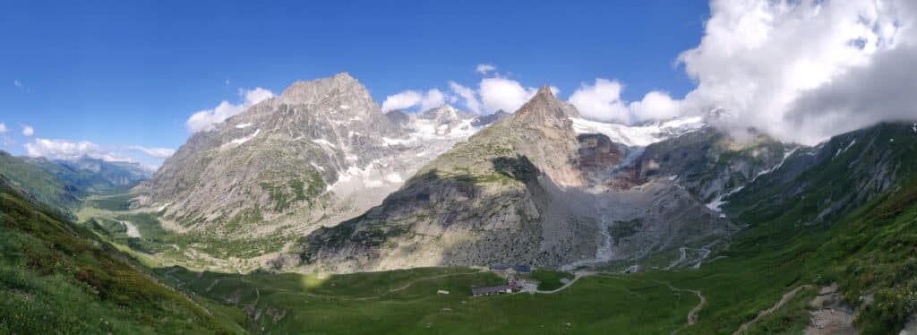 Solo Hiking - Chamonix/Courmayeur
